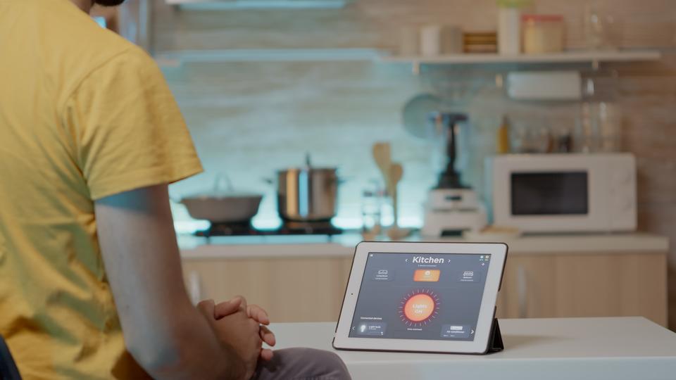 Find the best Remodeling companies on Remodelyng.com for smart home automation